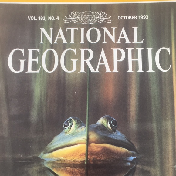 National Geographic Vol. 182 No. 4 October 1992 - Picture 2 of 14